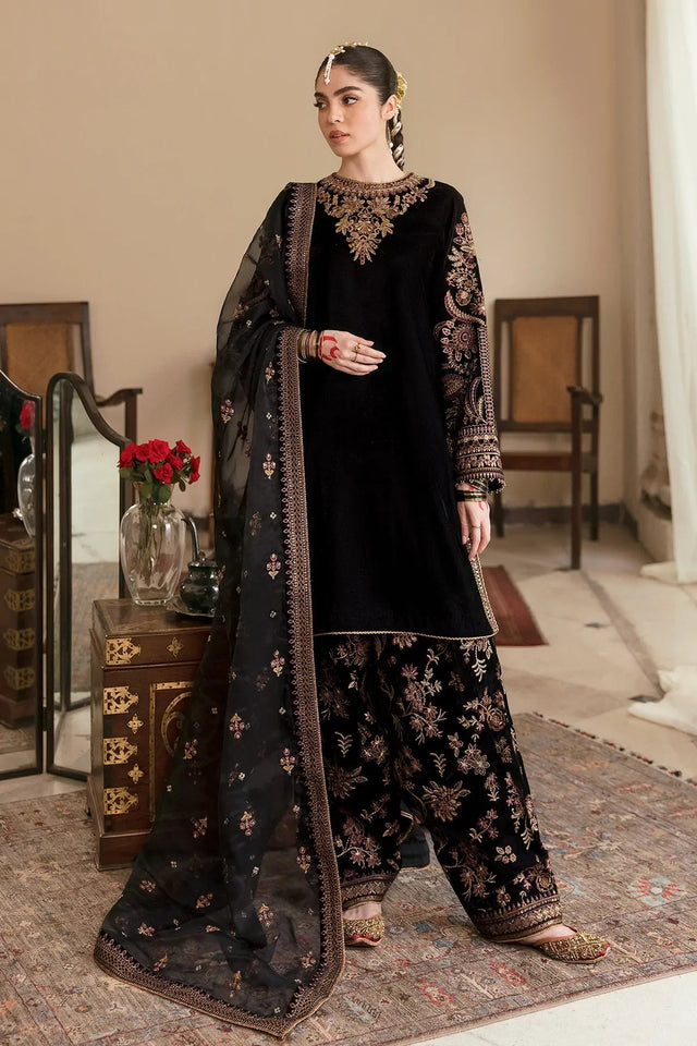 KY621 Embroidered Velvet Dress With Organza embroidered Dupatta