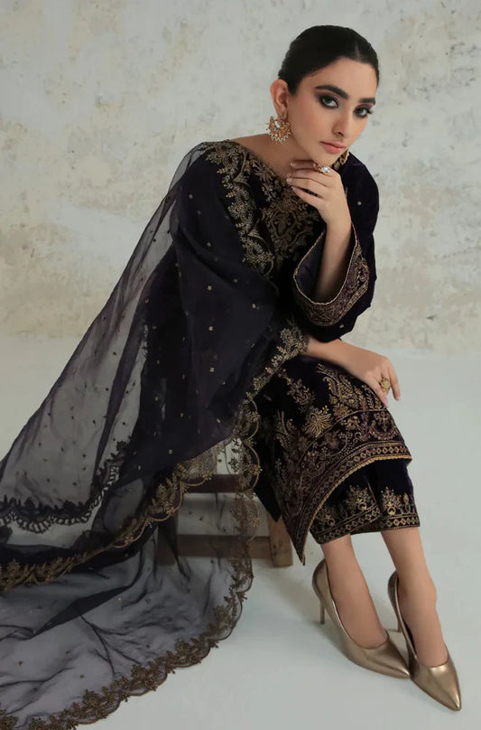 KY966-3PC Velvet Dress With Embroidered Organza Dupatta