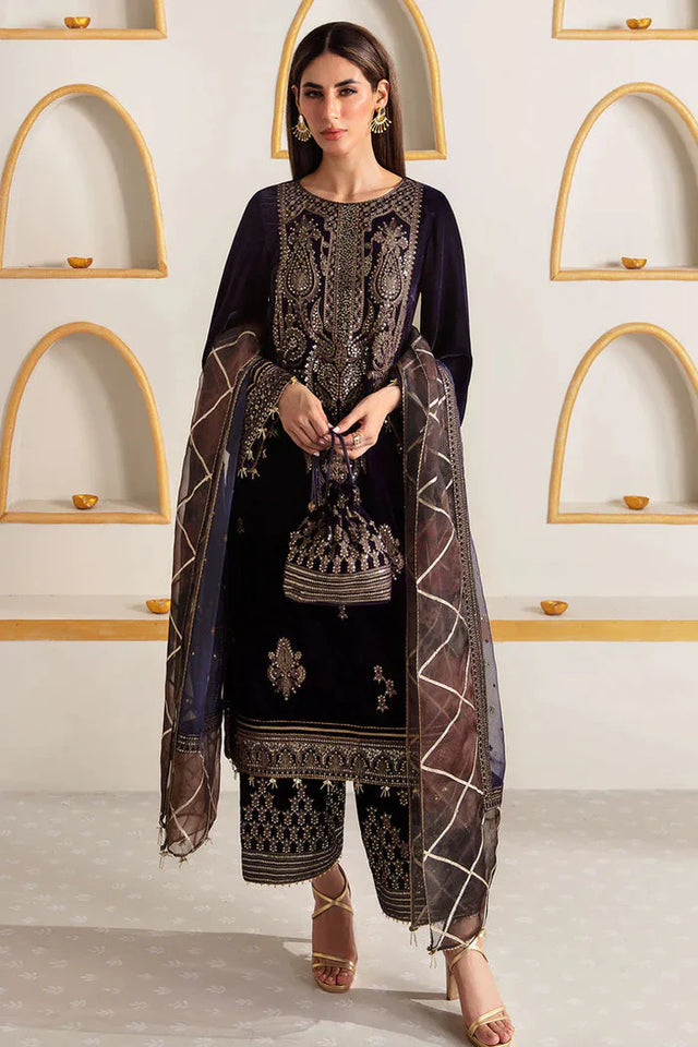 KY 7001 Embroidered Velvet Dress with Organza Embroidered Dupatta