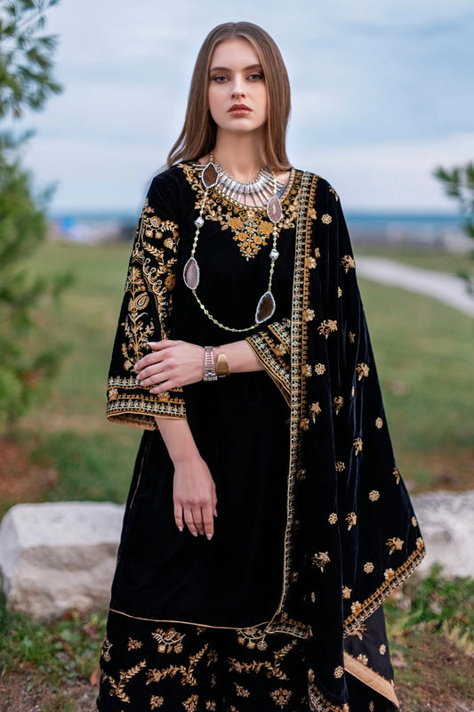 KY956- 3PCs Embroidered Velvet Dress With Embroidered Velvet Shawl