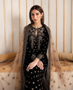KY963-3PCs Embroidered Velvet Dress With Embroidered Organza Dupatta